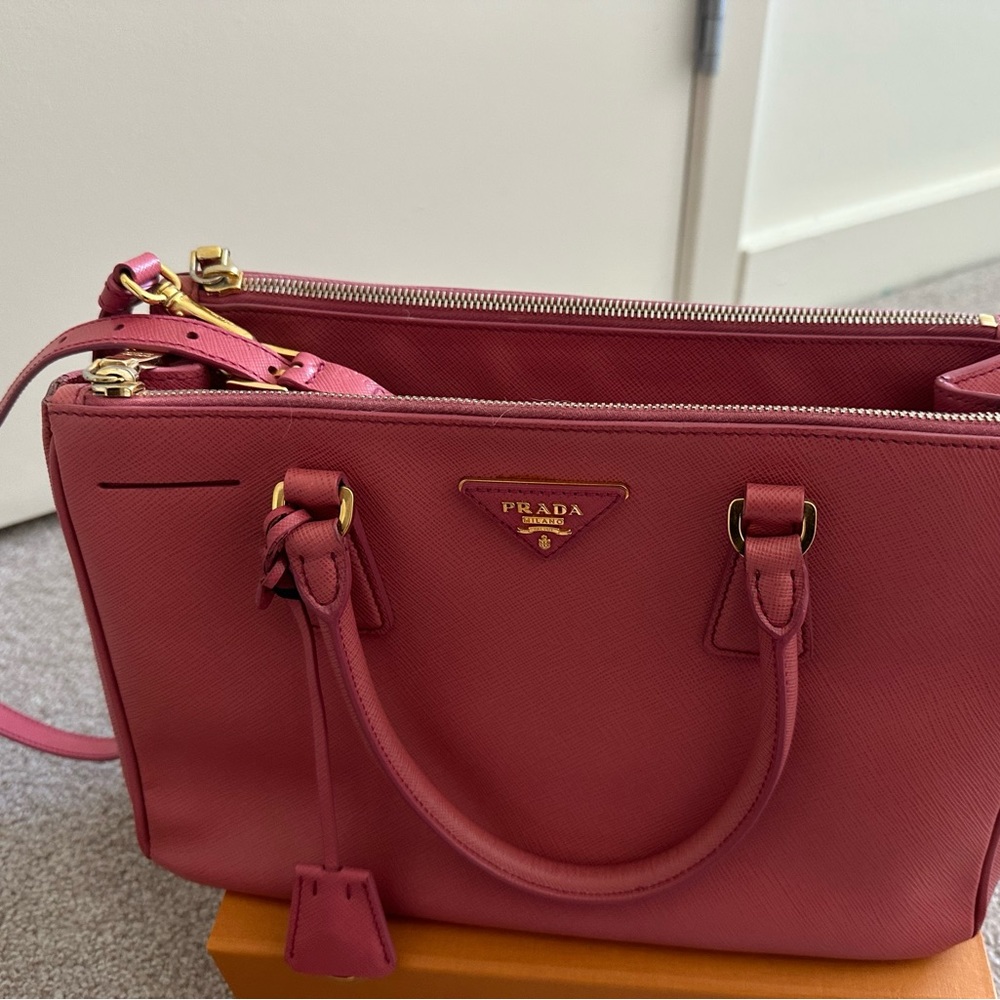 Prada Medium size saffino bag